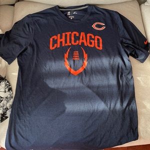 Chicago bears tee shirt XL
